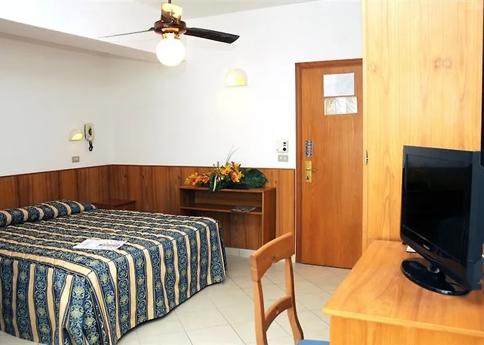Hotel Genzianella 3*
