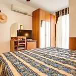 Genzianella Hotel 3*