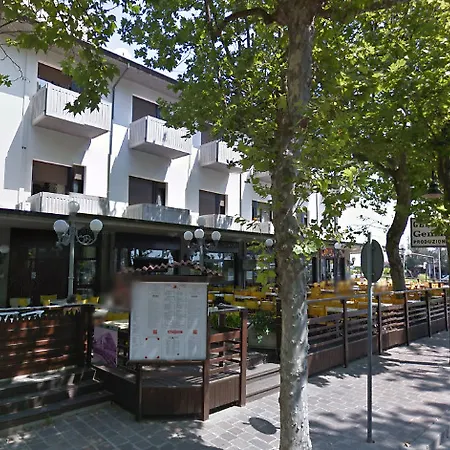 Genzianella ホテル チェルヴィア