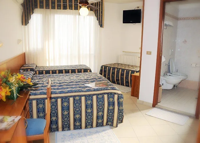 Genzianella فندق تّشيرفييا